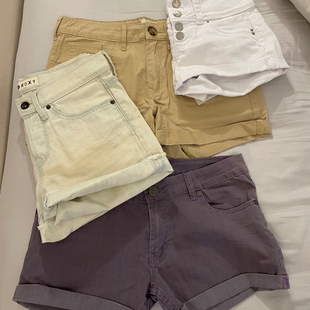 NWOT lot of 4 low waist shorts size 24/25